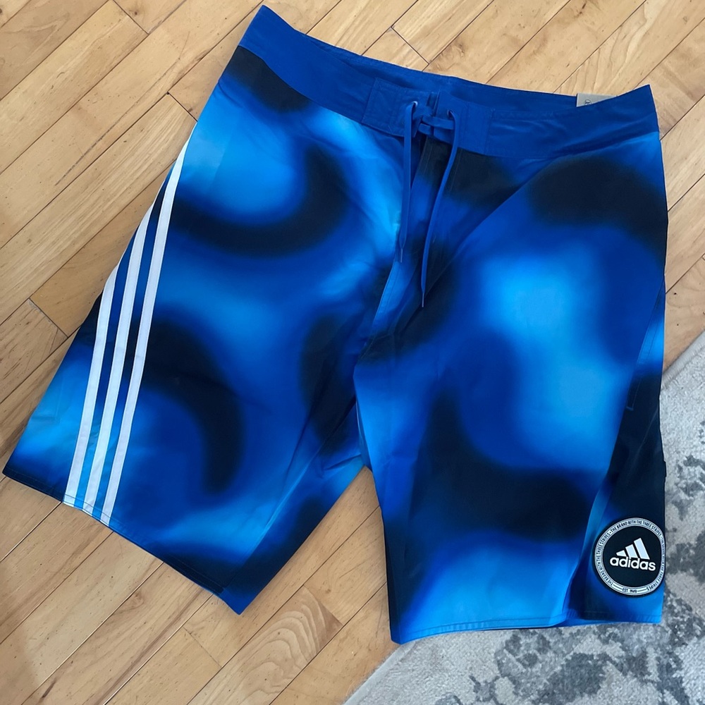 NWT Adidas swin ahorts Size 29